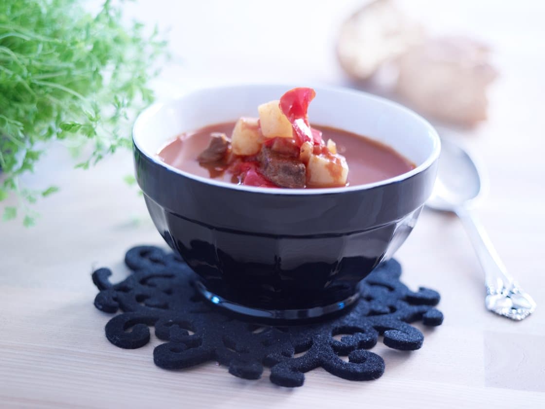 MAD TIL 2 DAGE: Ungarsk gullaschsuppe